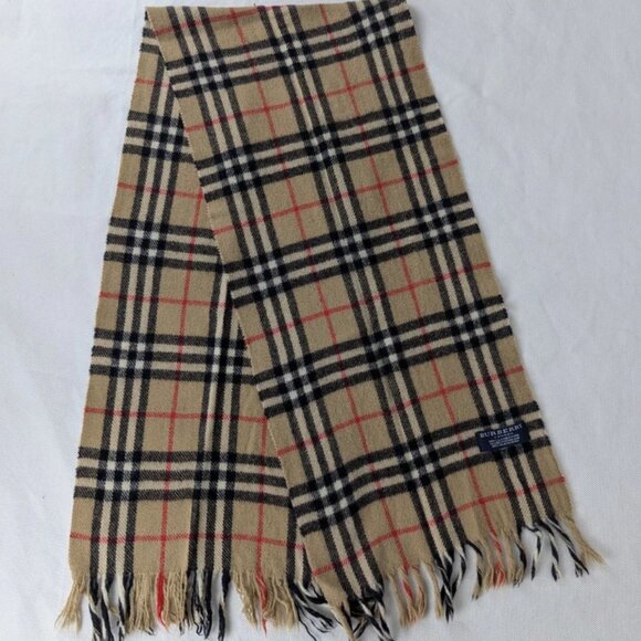 Used Burberry Designer Scarf Beige – Unisex Lambswool – Elegant Winter Accessory - Picture 3 of 7